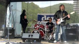 VAR - Funebráckej Vůz (4.5.2011 T.G. Masaryka)
