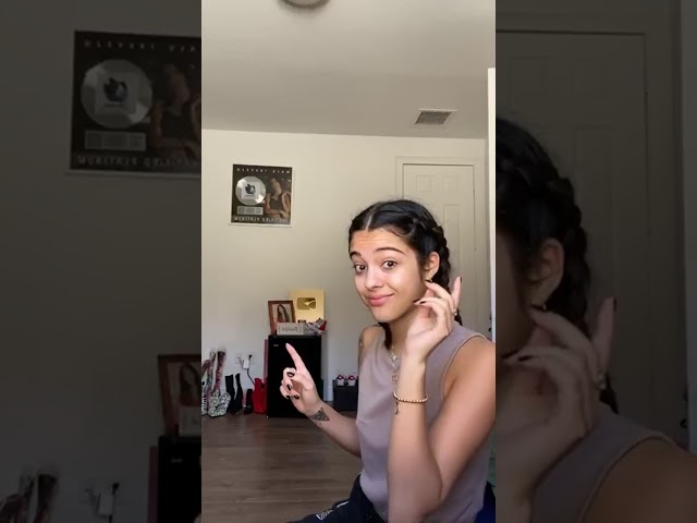 Malu Trevejo (@malutrevejo) archived Instagram live stream from April 6, 2020