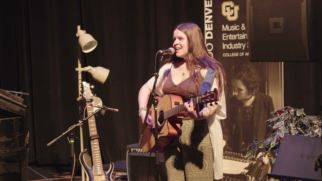 Singer/Songwriter Showcase