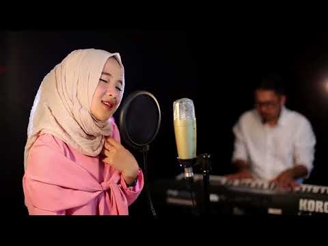 Nissa Sabyan Live Bandung - Qomarun (Cover By GAMBUS SABYAN)