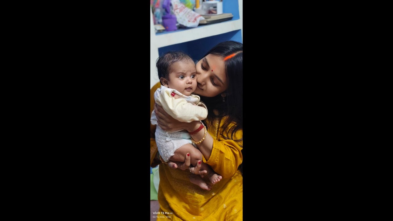 Anshushubhamofficial  jis jisko gold silver nahi dikha unboxing me wo live join kare 🙏❤️