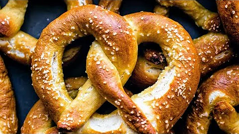 Jennifer Garner : Soft Pretzel Recipe & Bake | COVID-19 | Coronavirus Quarantine