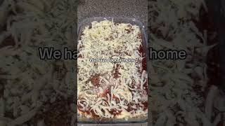 Cooking with Yae: Lasagna & garlic sticks on MY side extra ricotta cheese🤤🤤 #fyp #food