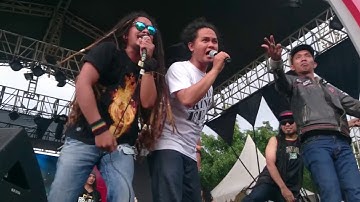 Konser MOMONON paling GOKIL "KOPI HITAM" ft Dellu - emilio - iyay ( LIVE mariberdanska 2016 BDG )