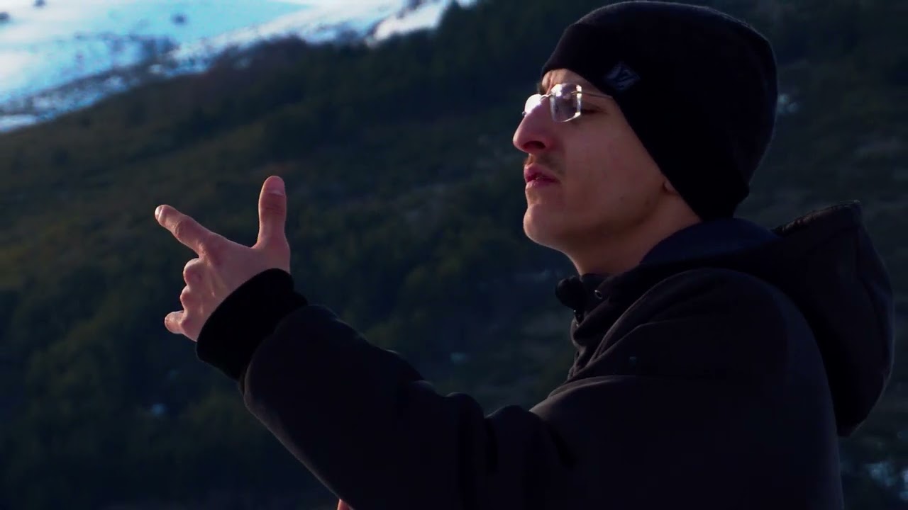 Guarda DANY J - CHEESE (OFFICIAL VIDEO) su YouTube Guarda DANY J - CHEESE (OFFICIAL VIDEO) su YouTube