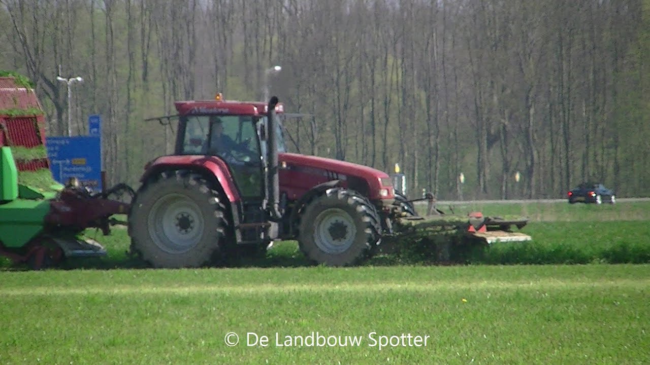 Case Milestone | Gras maaien | Strautman | Gras mowing | Vee op stal voeren l Flevopolder