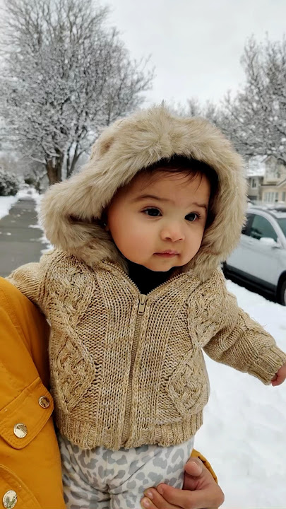 Riya’s 1st Snow Memories ❄️ She was 6 months old 🥰❤️