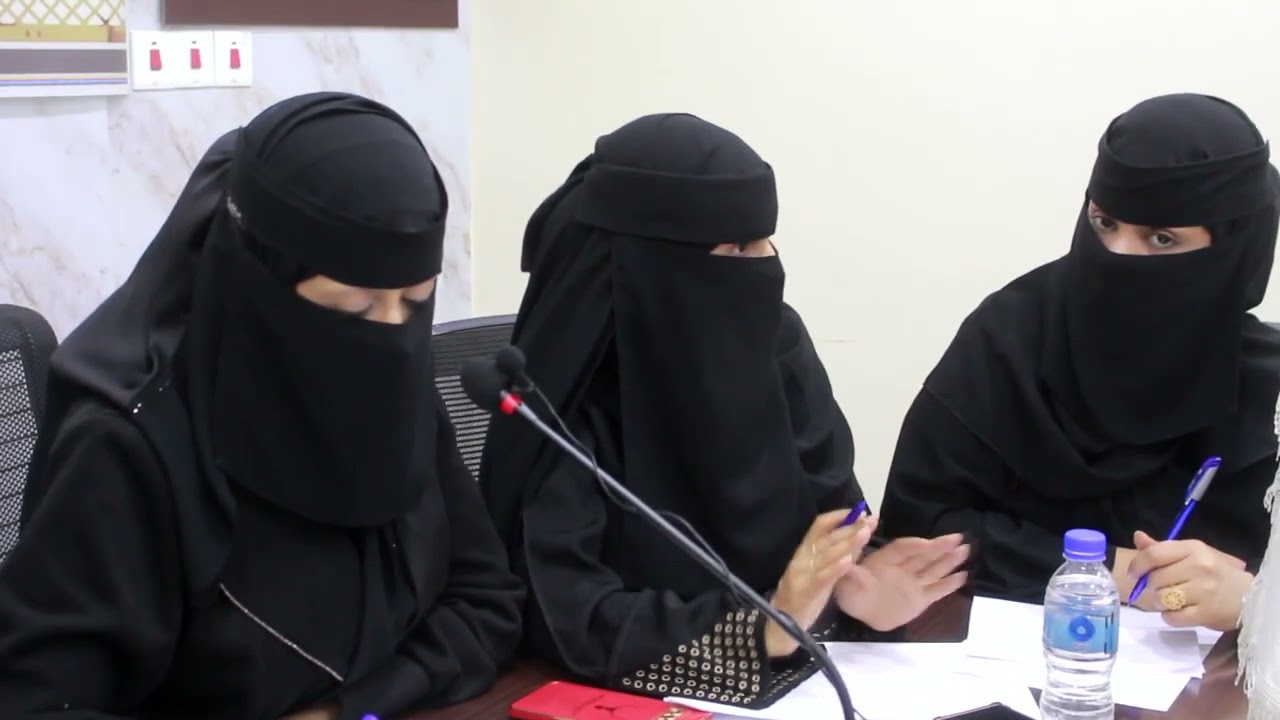 رشز للجلسة الحوارية تزامنا مع البوم العالمي للعنف ضد المرأة 