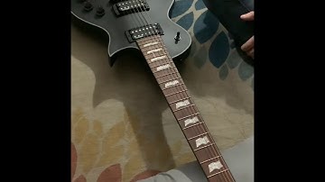 How to restring a 7 string guitar