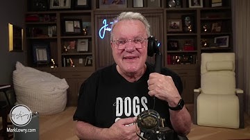 10–02-24 Join #MarkLowry on #JustWhenever right now! Sit up straight and sing!!