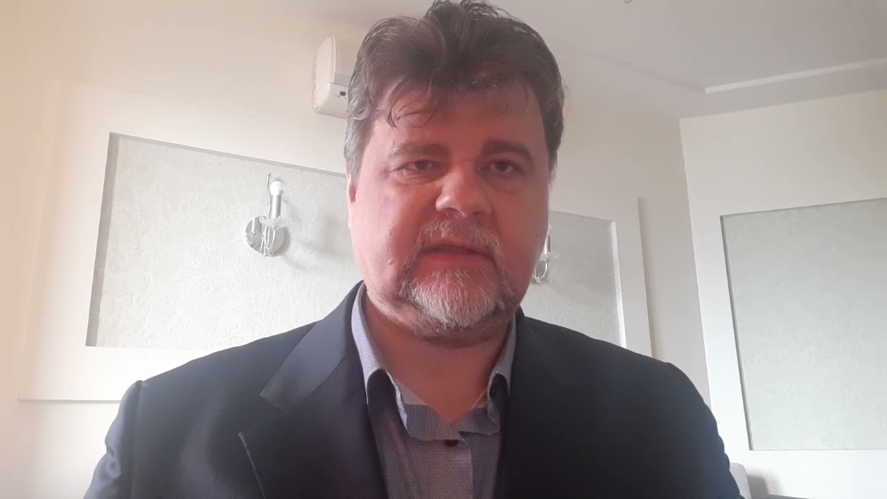 Кто должен отвечать перед соседом за причиненный моральный вред: собственник квартиры или наниматель