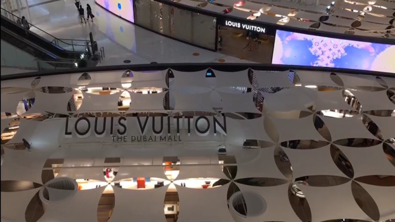INSIDE THE DUBAI MALL / LOUIS VUITTON 🇦🇪 - YouTube