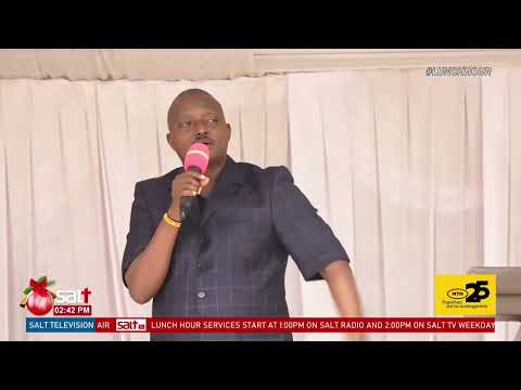 Abantu Bagenda Kutambula Mu Christmas Nga Bawoomye Naye Ebyo Byakungulu Munda Balinamu Kki