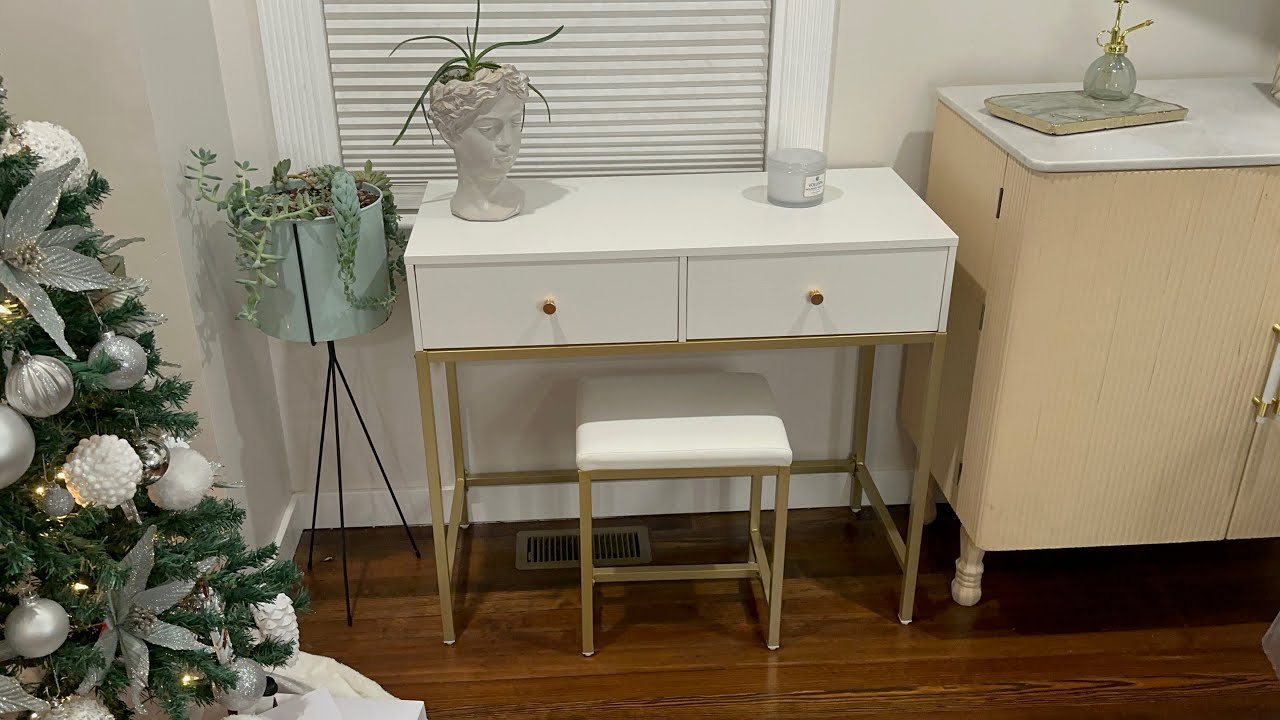 Amazon Furniture Review: SUPERJARE Vanity Desk