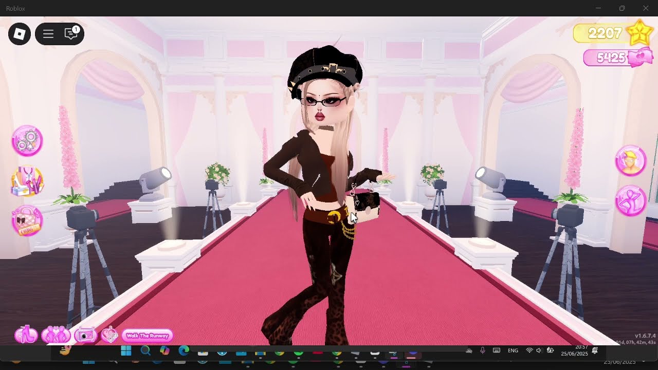 Iconic Y2K Outfit in Dress to Impress | Early 2000s Aesthetic with No VIP!