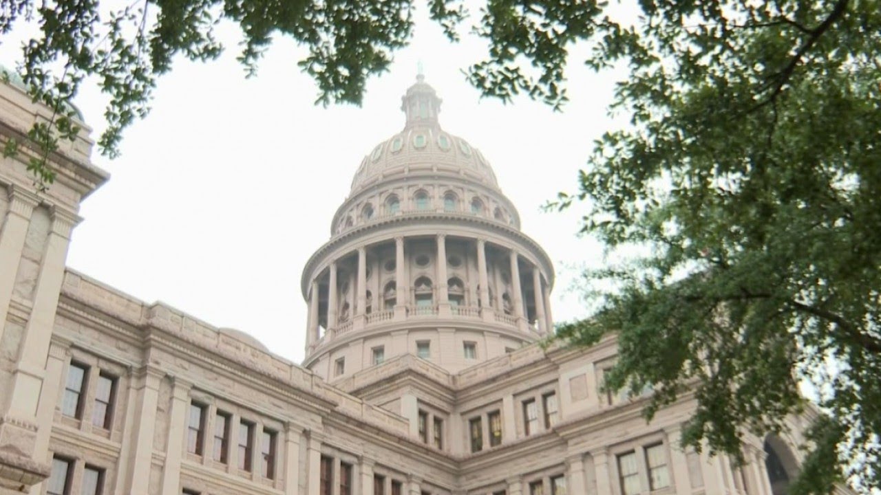 Haunted Capitol: Tour explores death, ghost stories in statehouse