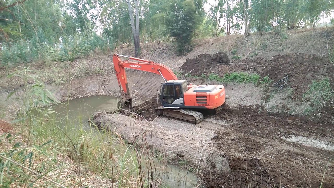 รถขุดHITACHI. ZAXIS200. เล่นงานชั่วโมงขุดสระยามเย็น - YouTube