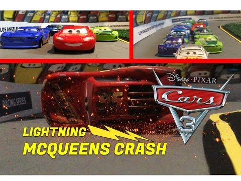 Movie Cars 3 : McQueen's Crash Scene Reenactment - StopMotion 