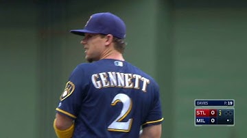 STL@MIL: Gennett robs Peralta with a diving stop