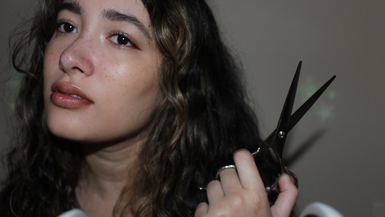 ASMR 🥰🔪 Special Yandere Haircut Roleplay for sleep and giggles