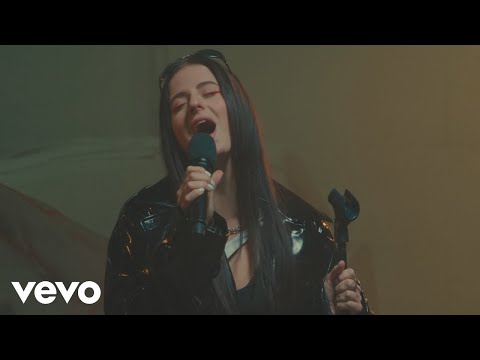 Natalie Jane - AVA (Live Performance)