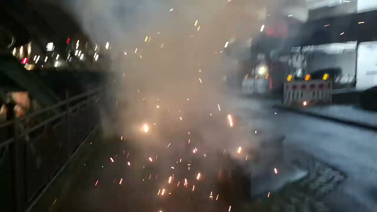 Crackling Kubi / Pyroland 