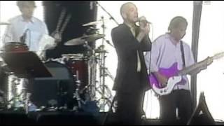 R.e.M. I&#39;ll take the rain (live)