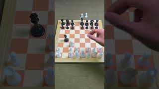 Trap and kill black queen beat Scandinavian defense #chess #chesstricks #chesstips #chesspro