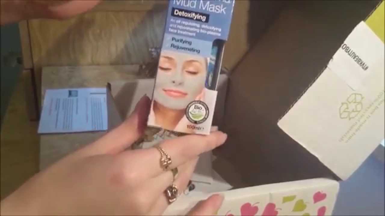 The Vegan Kind Beauty Box Unboxing, August 2015