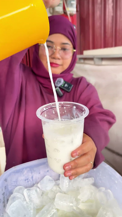 Better Than Creamer?! Try Powdered Milk in Your Drink