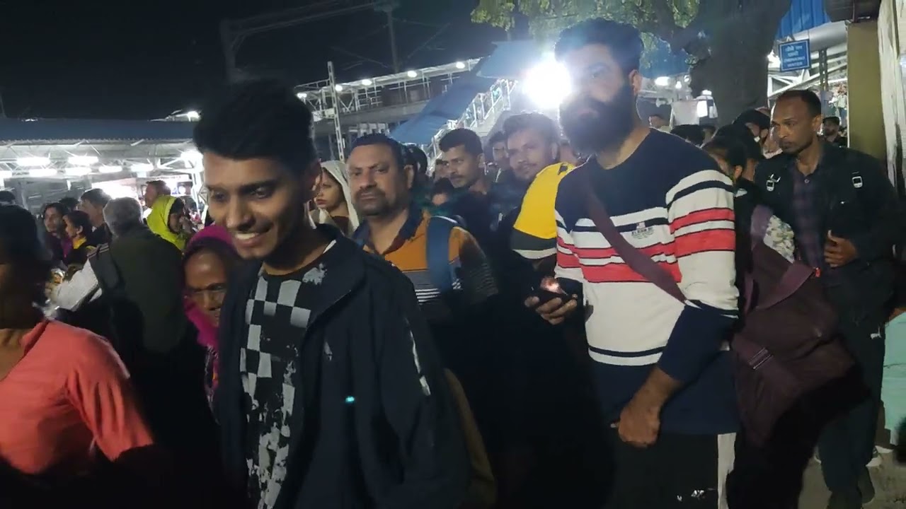 Falguni mela crowd at Ringas railway station khatu shyam 2023