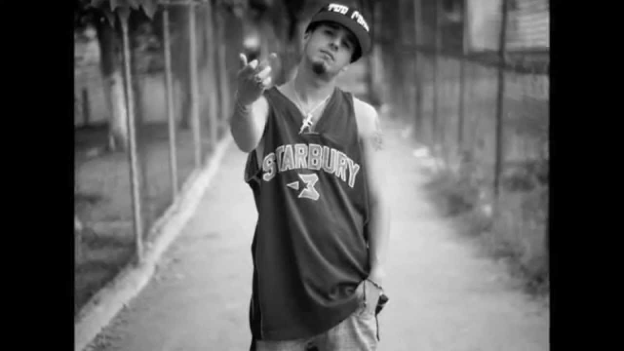 Miss Ganjah FT. ZhaosKilla - Tiempo de quemar ganjah meaning