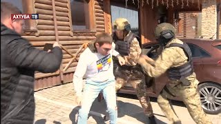 видео: Задержание квартирных воров в Севастополе картинка: Задержание квартирных воров в Севастополе