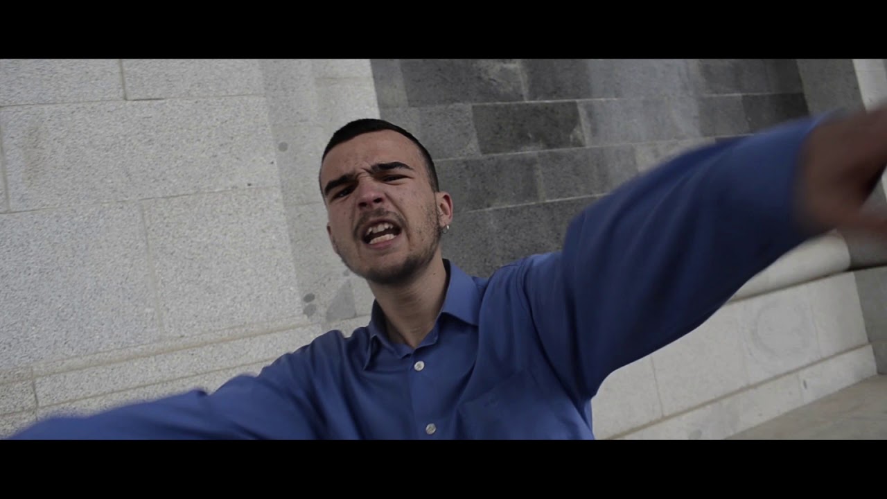 LA VOX DEL PUEBLO - Los Chikos de la Comarka (Videoclip Oficial)