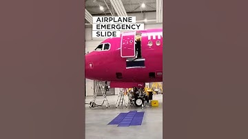 NEVER OPEN THE EMERGENCY SLIDE OF THIS AIRPLANE‼️ #Shorts #Facts #DidYouKnow