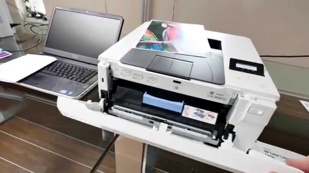 HP Color LaserJet Pro M252 Hands On [4K UHD] - YouTube