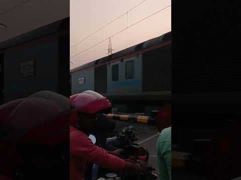Railgadi crossing.. #short