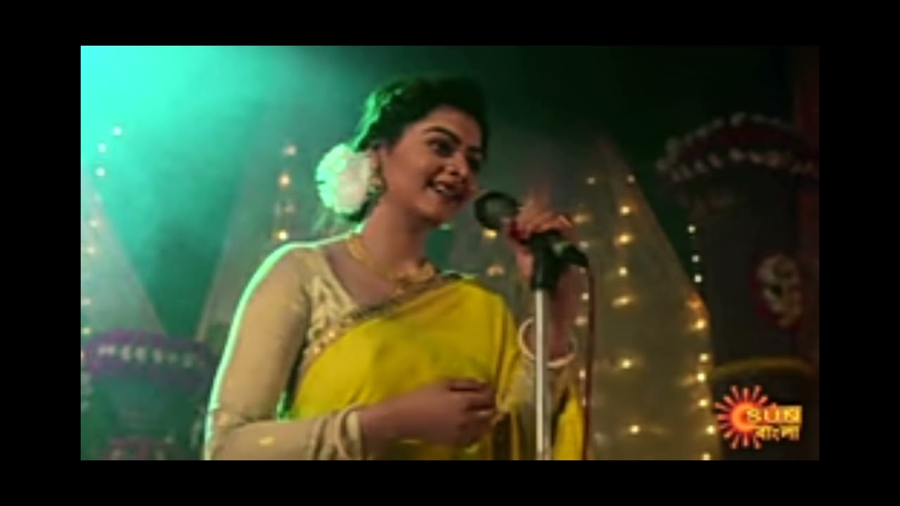 'Eso bari dhara'  song