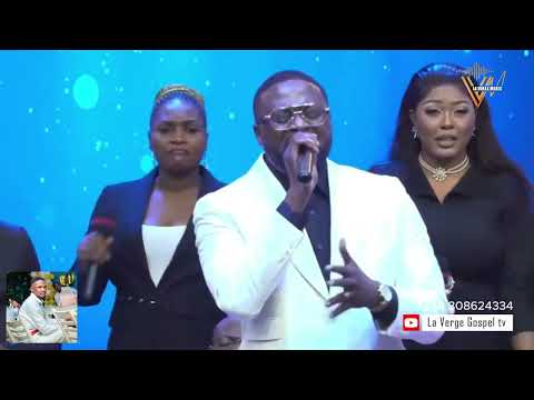 Fiston Mbuyi Enflamme L Aréna Bethel Chez Le Pasteur Moïse Mbiye Feu De L Adoration