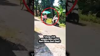 Moment Tukang Cilok Bikin Resah Warga Modus Tabrakan shorts trendingshorts youtubeshorts