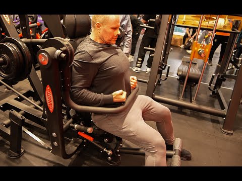 Test: Pull over Panatta. On se fait engueuler par un vendeur qui n'a pas abusé de l'école!
