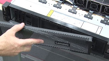 Lenovo ThinkSystem SR665 Installing a security bezel