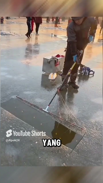 Mancing di sungai salju #shortvideo #shorts