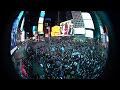 Thousands of jewish teens sing am yisrael chai in nys times square