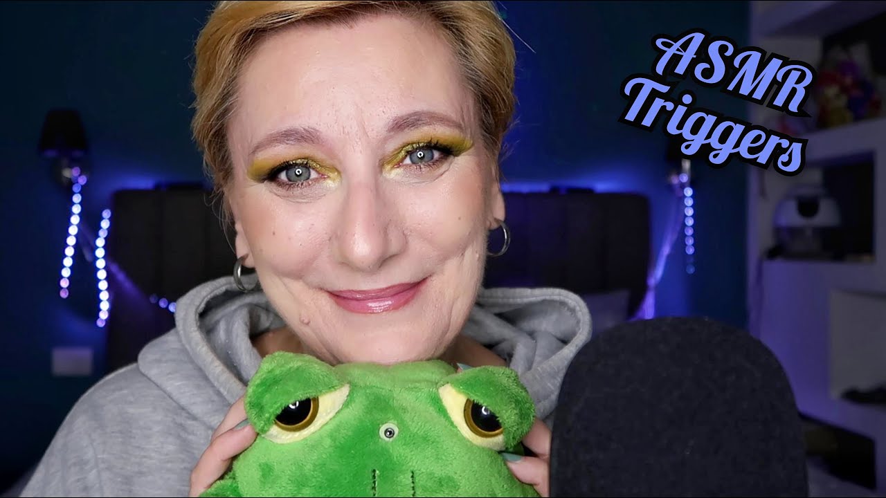 ZELENI TRIGERI~A LOT OF TAPPING,REAPEATING WORDS,DIFFERENT SOUNDS ,SHOW&TELL,WHISPERING