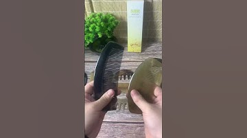 Lược sừng me trơn, màu sắc trắng và đen phù hợp với từng khách hàng - Kích thước nhỏ gọn bỏ túi