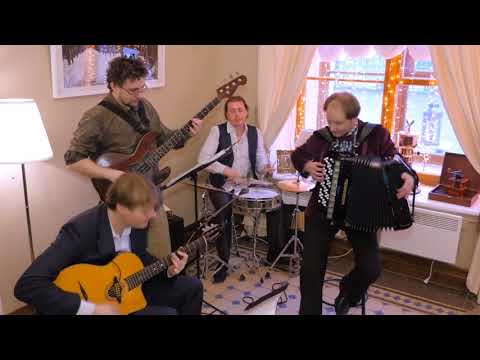 https://www.youtube.com/embed/VC57vc8MLUc?rel=0
