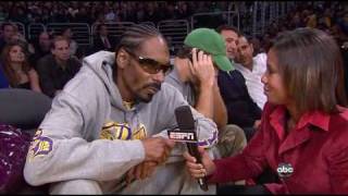 Celtics -at- Lakers - 12/25 - Snoop Dogg Freestyling