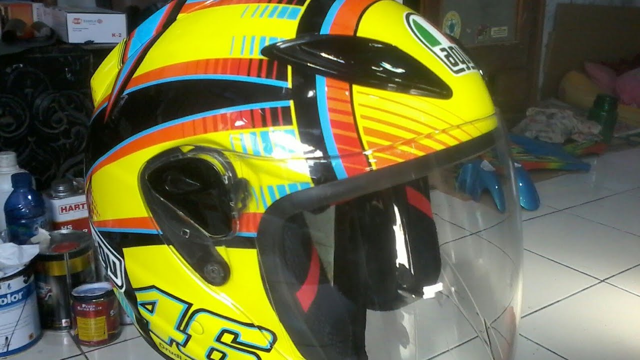 Repaint helm half face motif soleluna valentino rossi