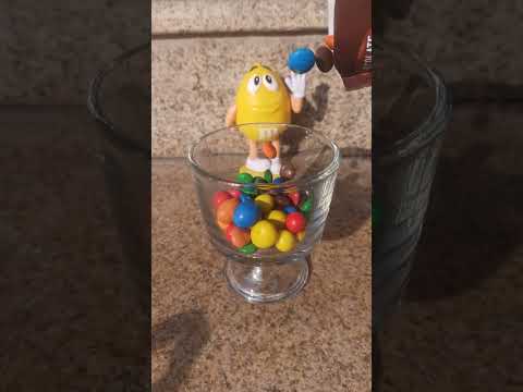 Colorful Candies That I Can't Resist #mnm #shorts #youtubeshorts #favorite